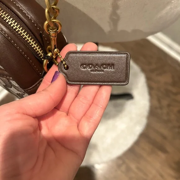 ✨Coach (NWT) Small Camera Bag In Signature Jacquard With Quilting✨ - Picture 12 of 13